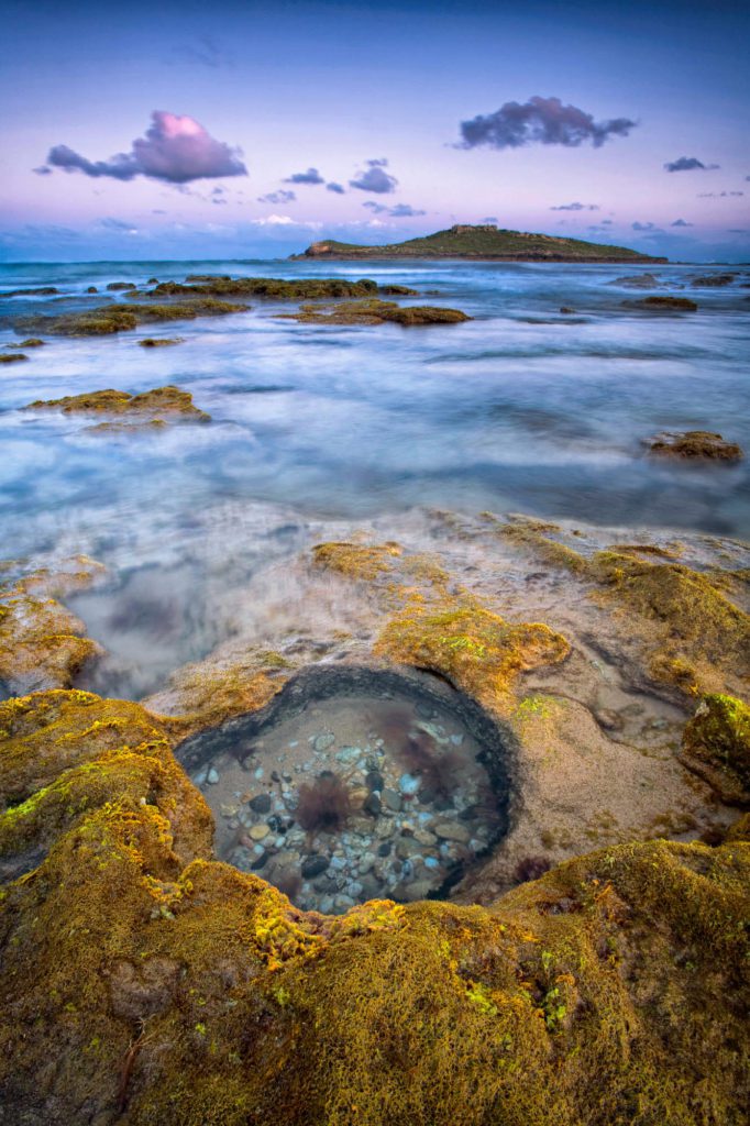 Ilha do Pessegueiro ao nascer do dia por Marco Santos Marques, Fotografia de Paisagem